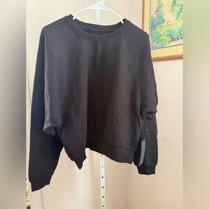 Wear it to Heart Black Crew Neck Fleece. NWT. Size Large.